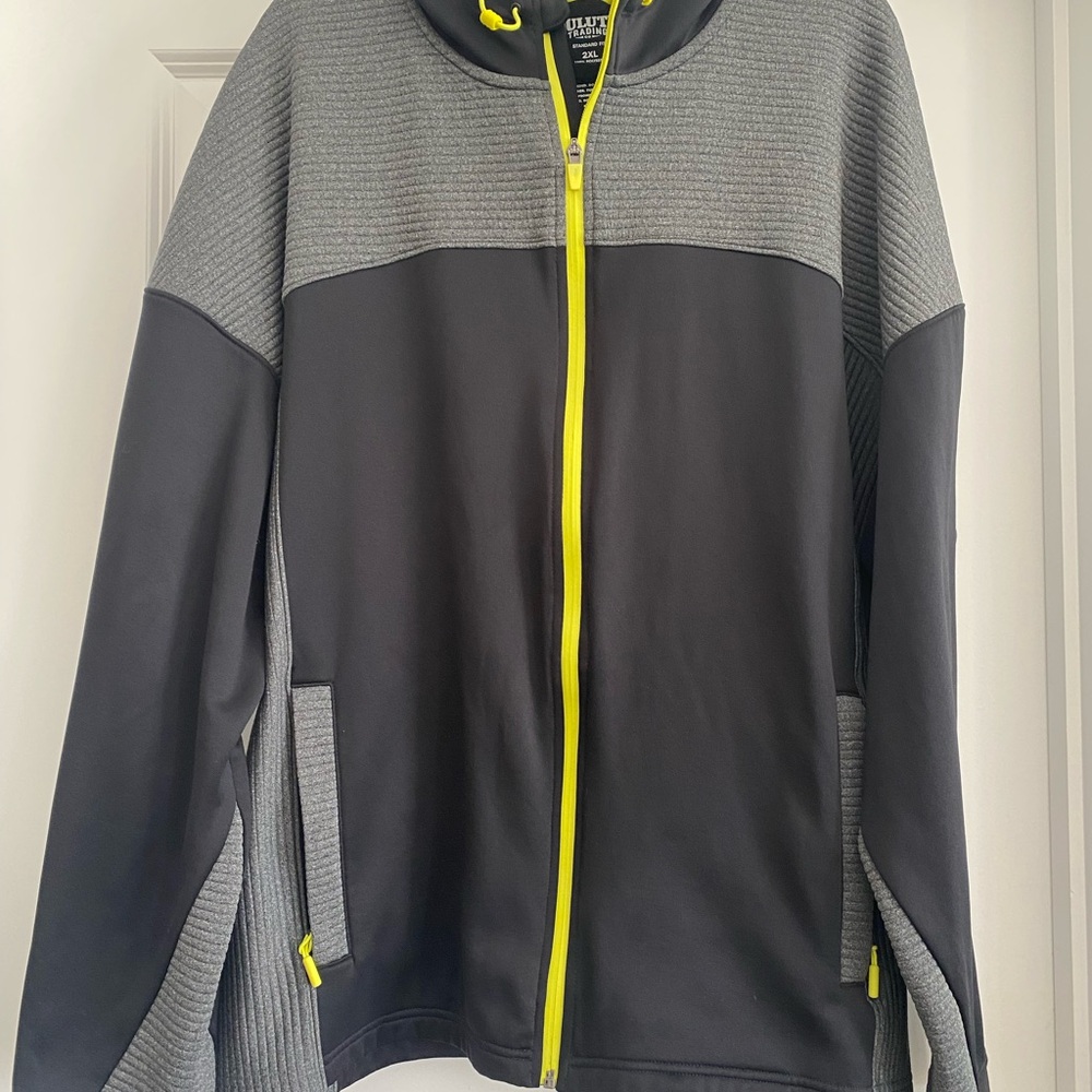 Duluth trading standard fit hooded zip up jacket